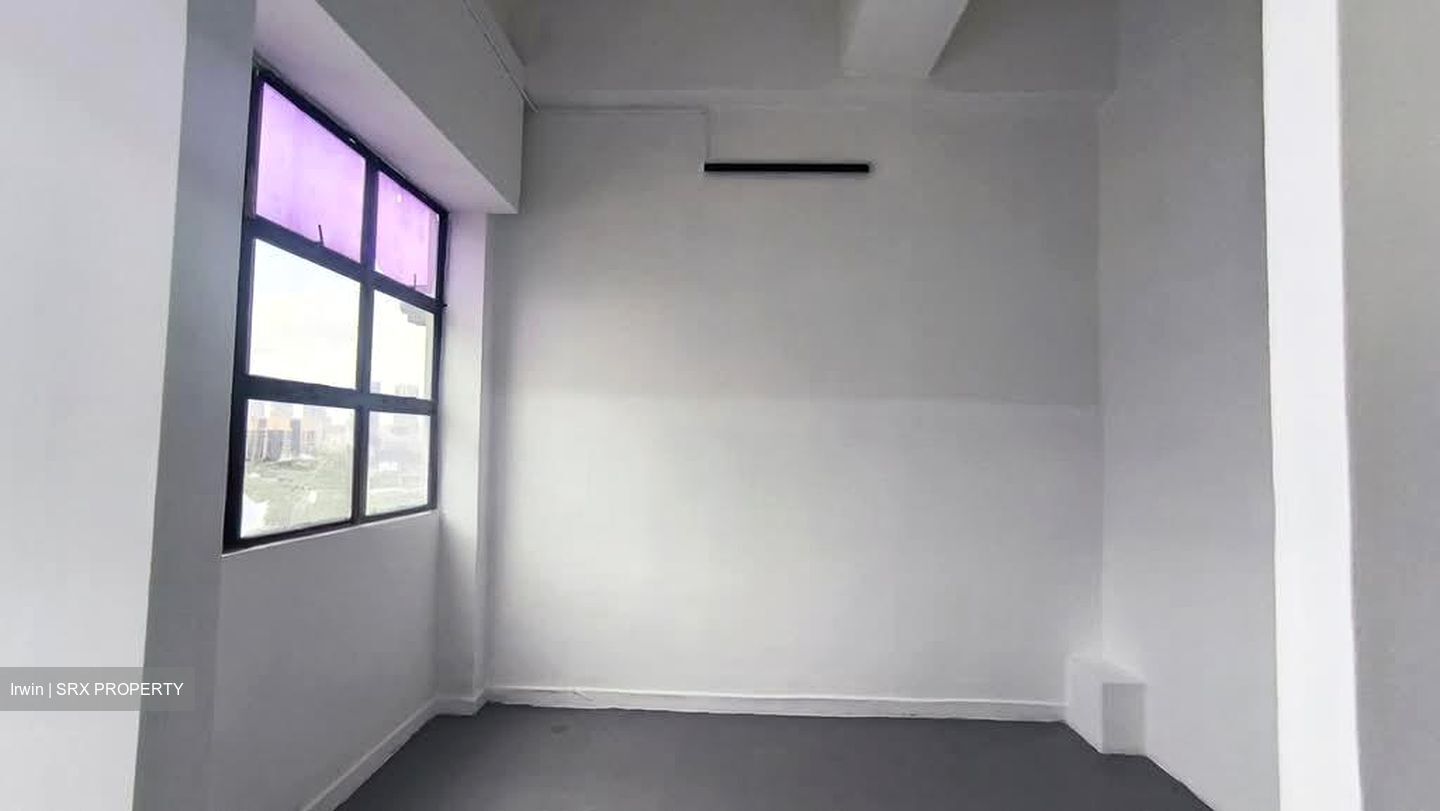 Prime Industrial Building (D20), Factory #575437571